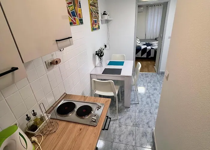 Blago Star Center Διαμέρισμα *