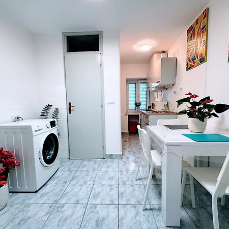 Blago Star Center Apartment *