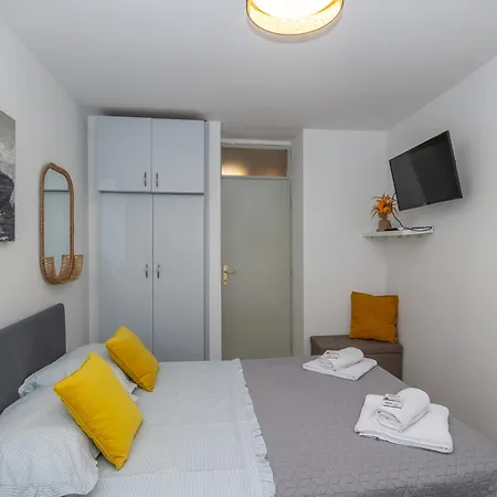 Blago Star Center Apartment *