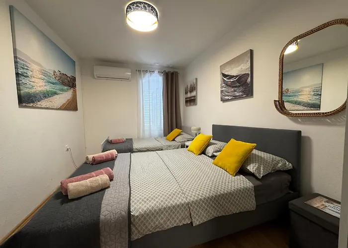 Blago Star Center Split